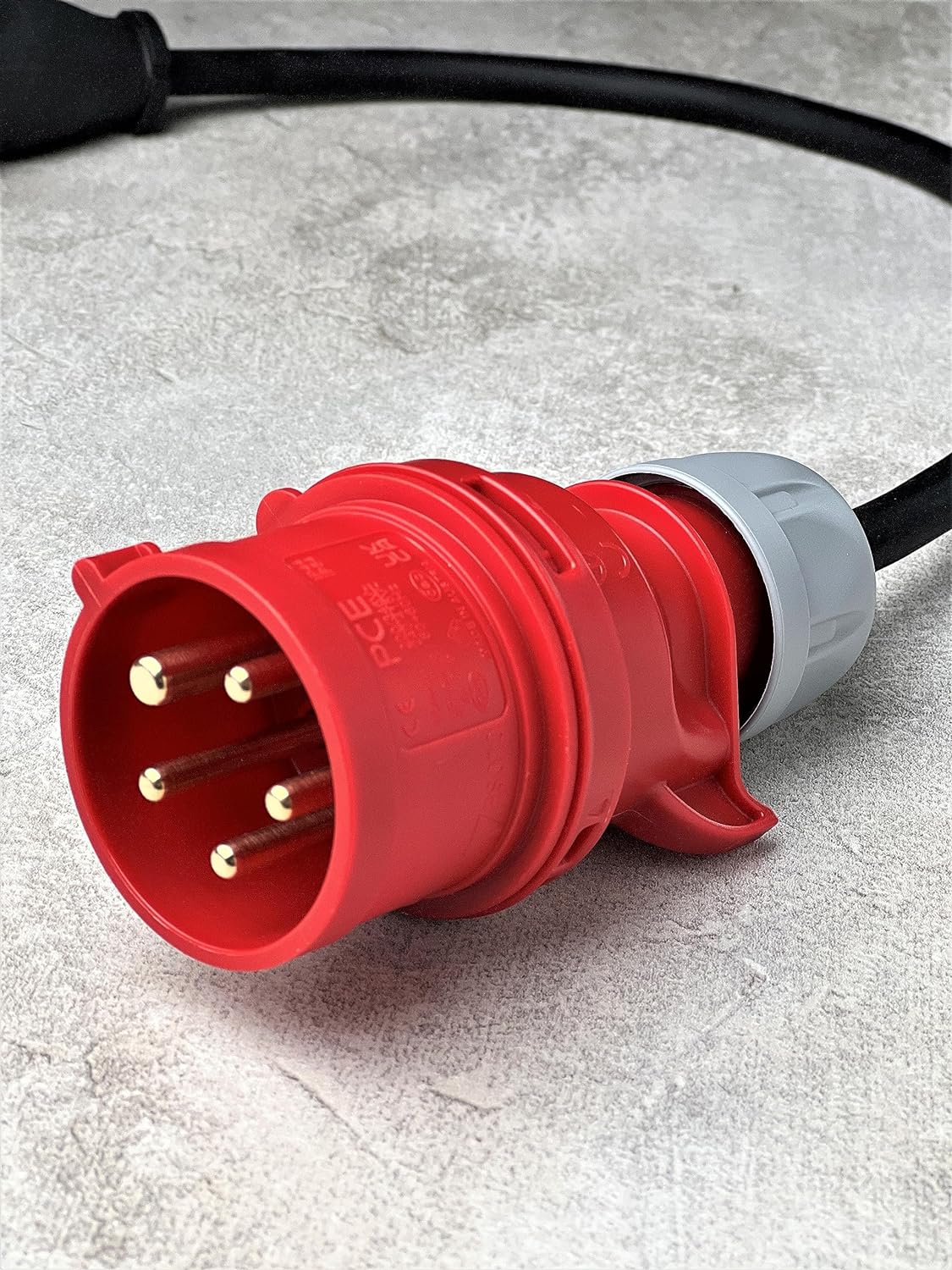 CEE 16A enchufe de alta corriente sobre acoplamiento Schuko 230V cable de manguera de goma IP44